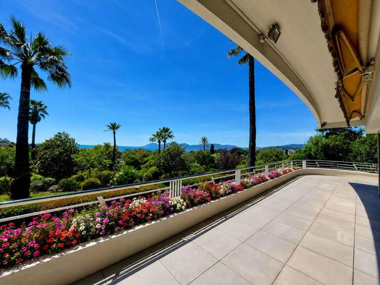 CANNES Californie, Appartement  3 Pièces vue Mer — photo 1