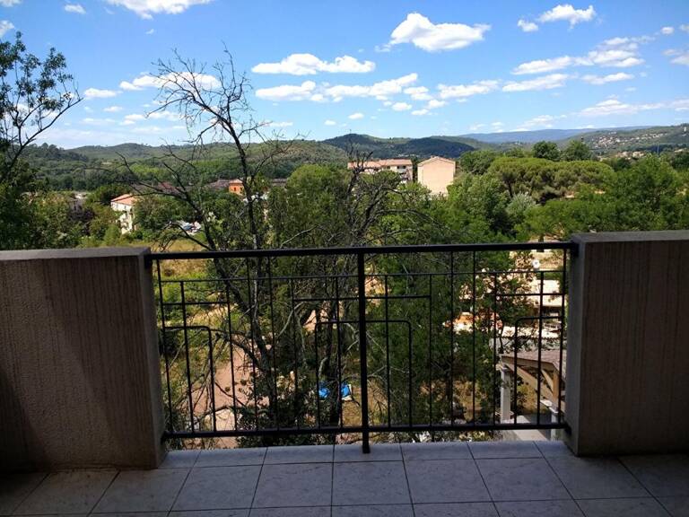 VIDAUBAN ? F2 LUMINEUX AVEC VUE DÉGAGÉE, BALCON ET  2 PARKINGS — photo 1