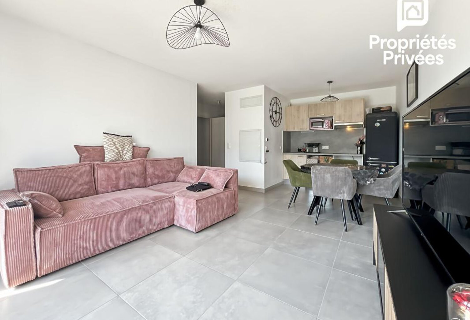 VILLENAVE-D'ORNON - T2 en rez-de-jardin avec terrasse — photo 1