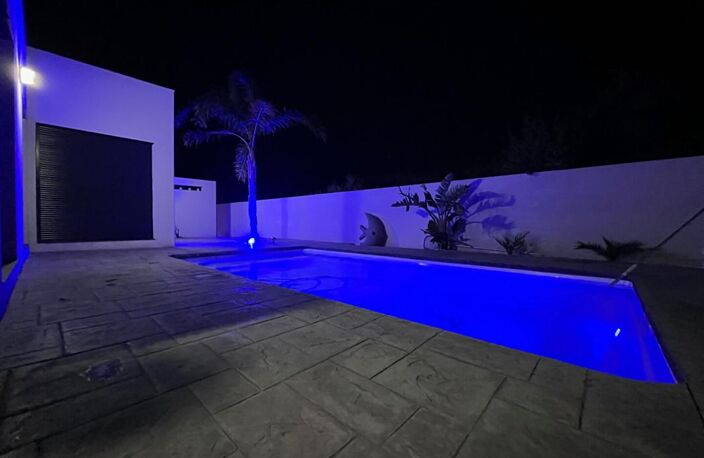 Incroyable villa de 142 m²  en R+1 contemporaine sur un terrain de 400 m²  en 4 faces sans vis-à-vis avec piscine — photo 5