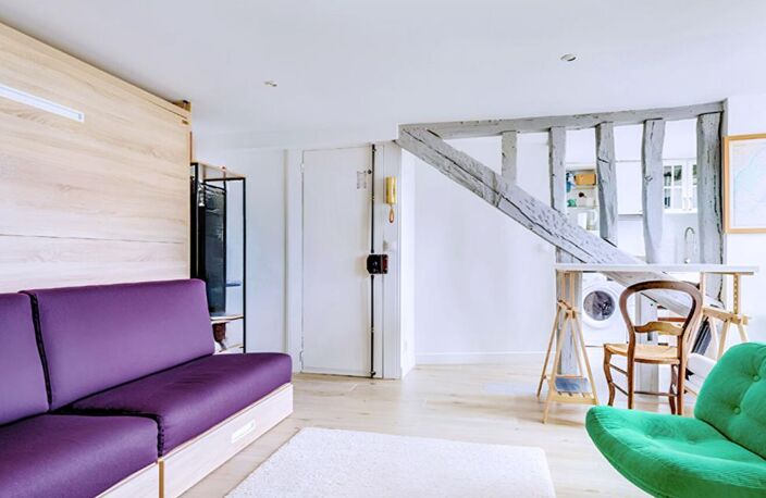 Grand studio Marais 27 m2 Paris 4e — photo 2