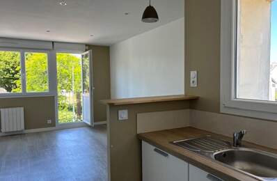QUIMPER -T2-44m²--Entièrement rénové- — photo du bien