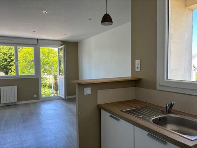 QUIMPER -T2-44m²--Entièrement rénové- — photo du bien
