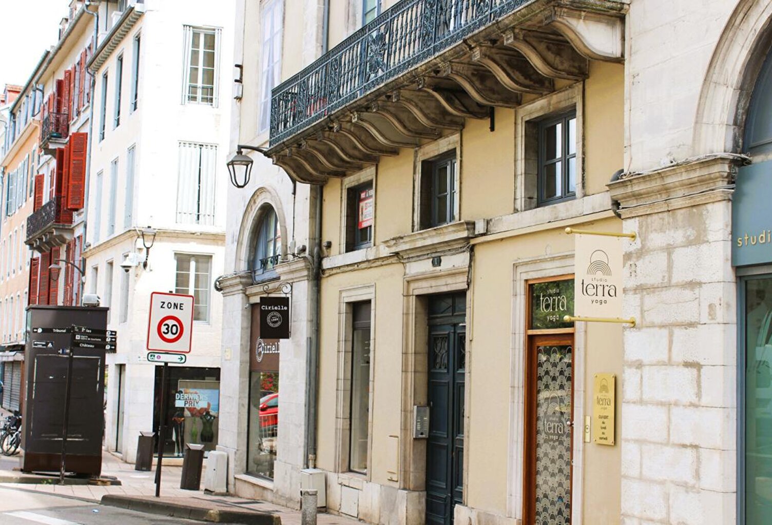 Studio de 21 M²  Plein centre de PAU — photo 1