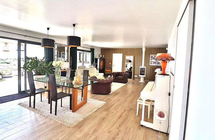 Villa contemporaine 5 pièce(s) 150 m2 sur un terrain de 1000m² avec piscine — photo 4