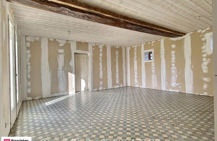 Longère avec travaux de rénovation à terminer - VERNOIL LE FOURRIER (49390) — photo 5