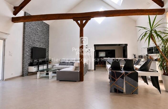 Propriété d'exception entièrement rénovée 287 m² — photo 4