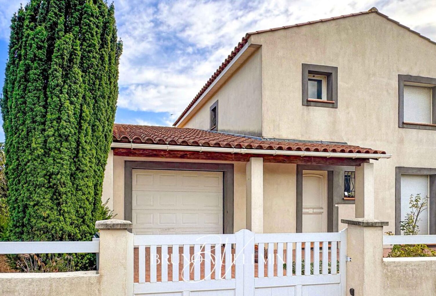 MAISON R+1 avec GARAGE — photo 1
