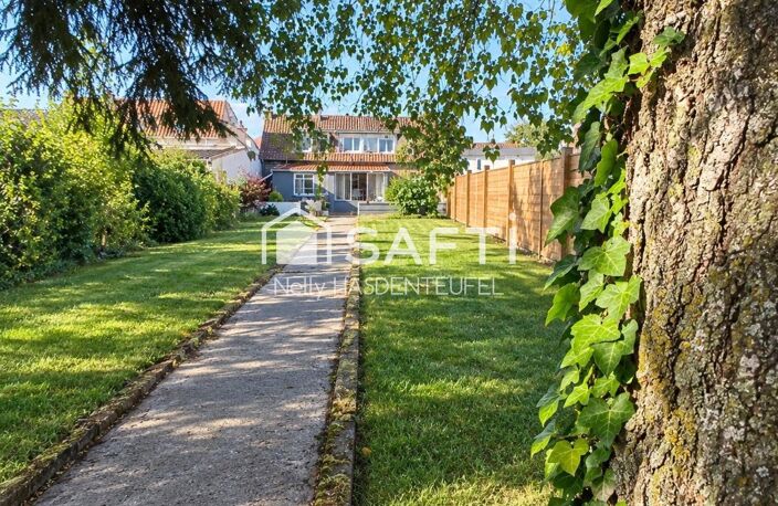 BELLE LONGERE DE CHARME EN SEMI PLAIN-PIED AVEC PERGOLA ET JARDIN PLEIN SUD — photo 3