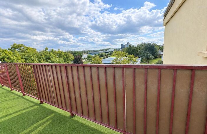 T4 EN DERNIER ÉTAGE - PARKING - BALCON — photo 5