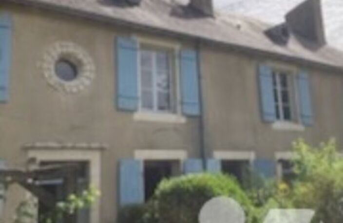 Vente maison 19 pièces 480 m² Châteauroux (36000) — photo 2