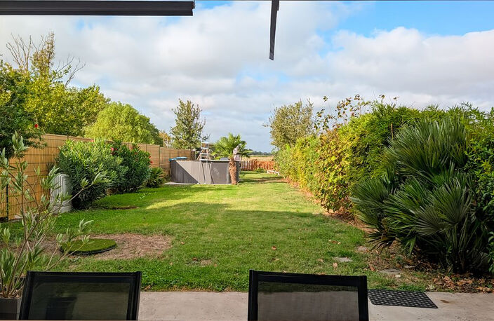 33 290 - Parempuyre - Maison en pierre - 3 chambres - jardin — photo 3