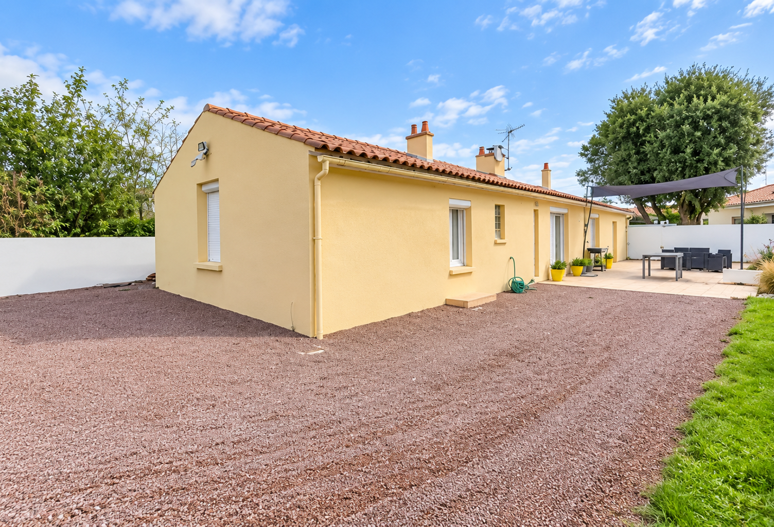 Longère 100m2 proche commerces et commodités — photo 1