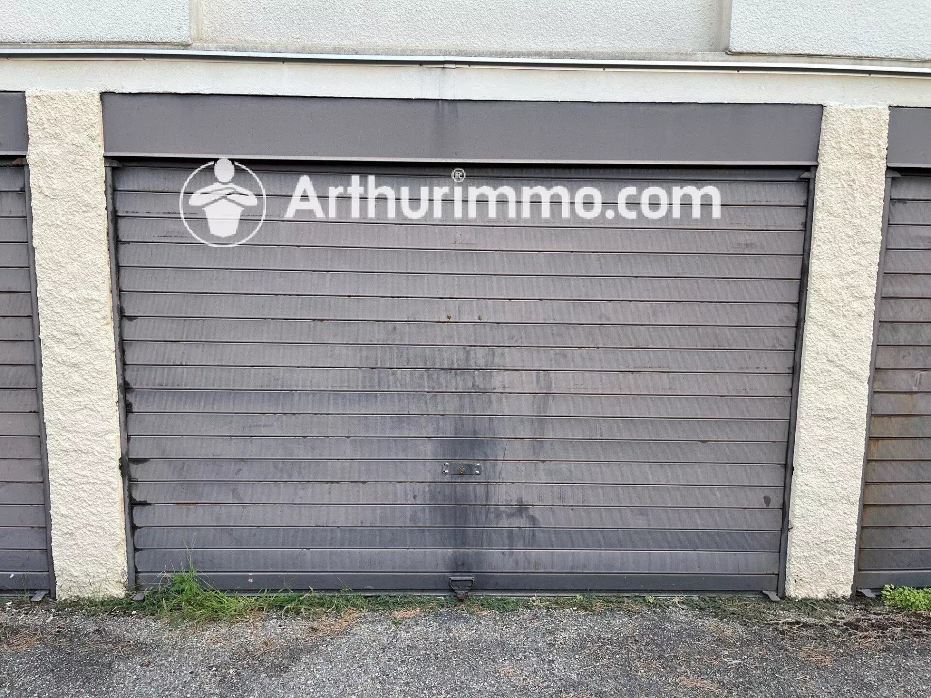 Parking 1 pièce 14 m² · à Champagne-au-Mont-d'Or · 14 m² · 90 €/mois