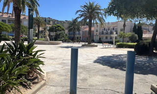 Commerce  203 m² à vendre à Saint-Mandrier-sur-Mer (83430)