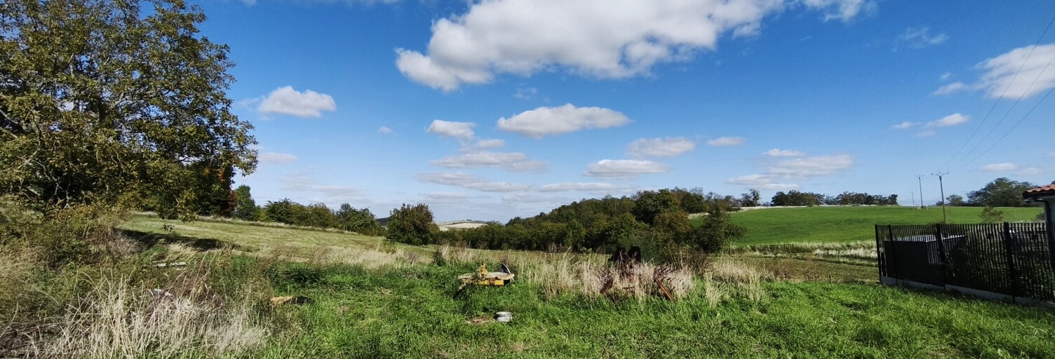 Terrain  1054 m² à vendre à Beauregard-Vendon (63460)