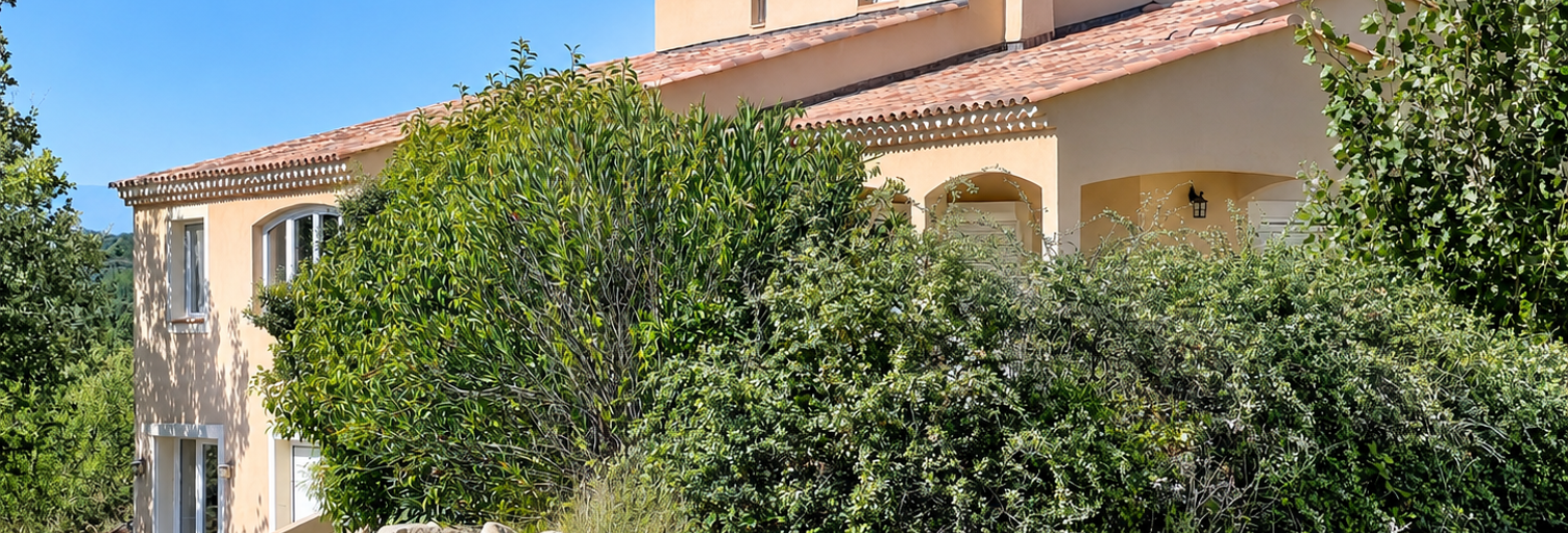 Maison 7 Pièces 210 m² à vendre à Niozelles (04300)