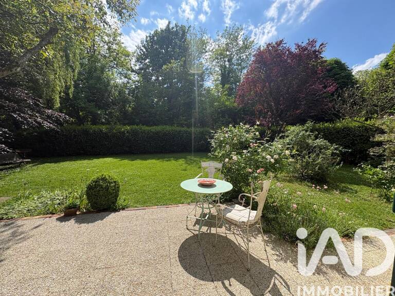 Vente Maison/villa 8 pièces — photo 1