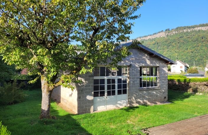 Vente maison 6 pièces 128 m² Bort-les-Orgues (19110) — photo 2