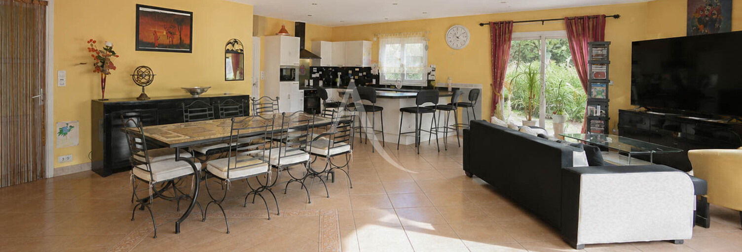 Maison 7 Pièces 144 m² à vendre à Barinque (64160)