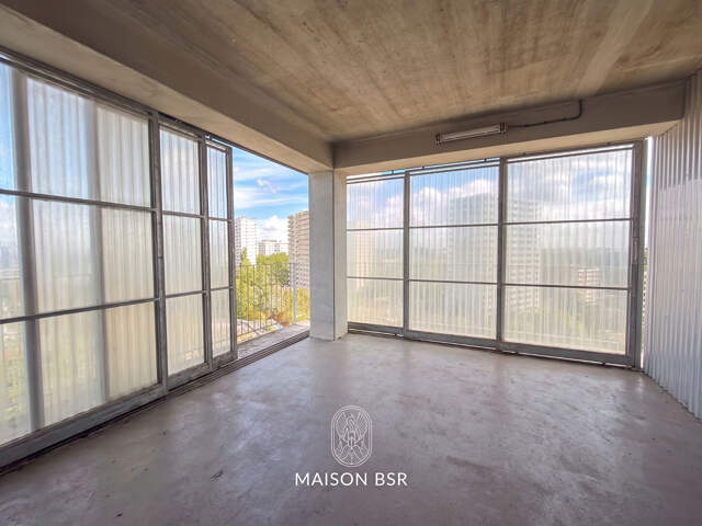 Appartement 2 pièces 51.62m2 avec loggia de 14m² et place de parking — photo du bien