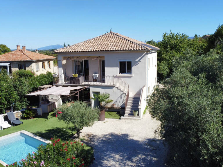 maison/villa 6 pièces — photo 1