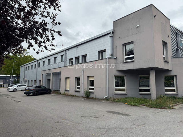 LOCAL D'ACTIVITE - BUREAUX - STOCKAGE- ATELIER - PARKING - ZONE D'ACTIVITE - ROUEN - 819 m² — photo du bien