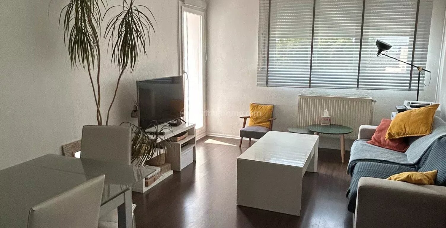 À louer – Très beau T3 rénové de 56 m² avec balcon – Villeurbanne, métro Flachet — photo 1