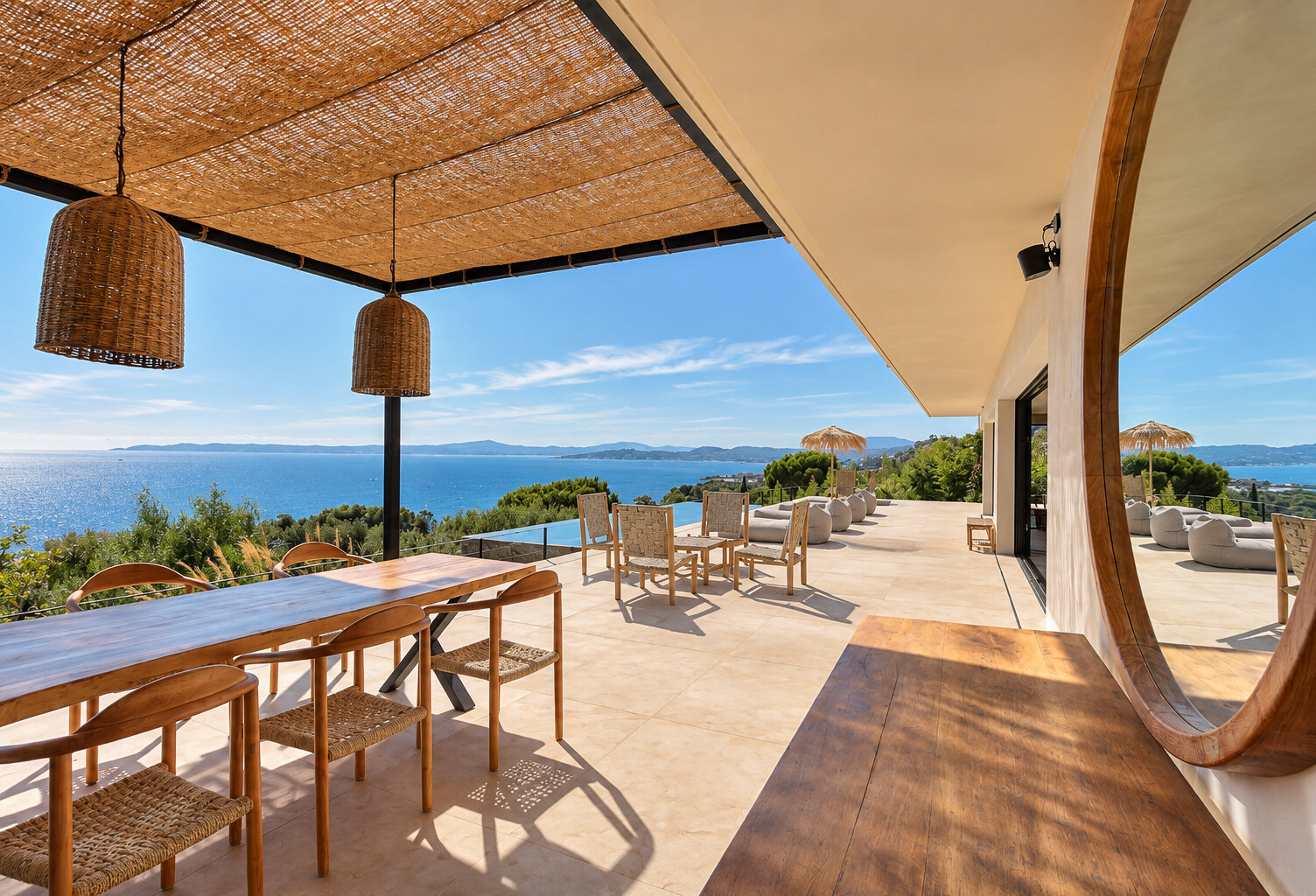 A VENDRE VILLA D'EXCEPTION PRESTATIONS HAUT DE GAMME VUE MER PANORAMIQUE BAIE DE ST-TROPEZ — photo 1