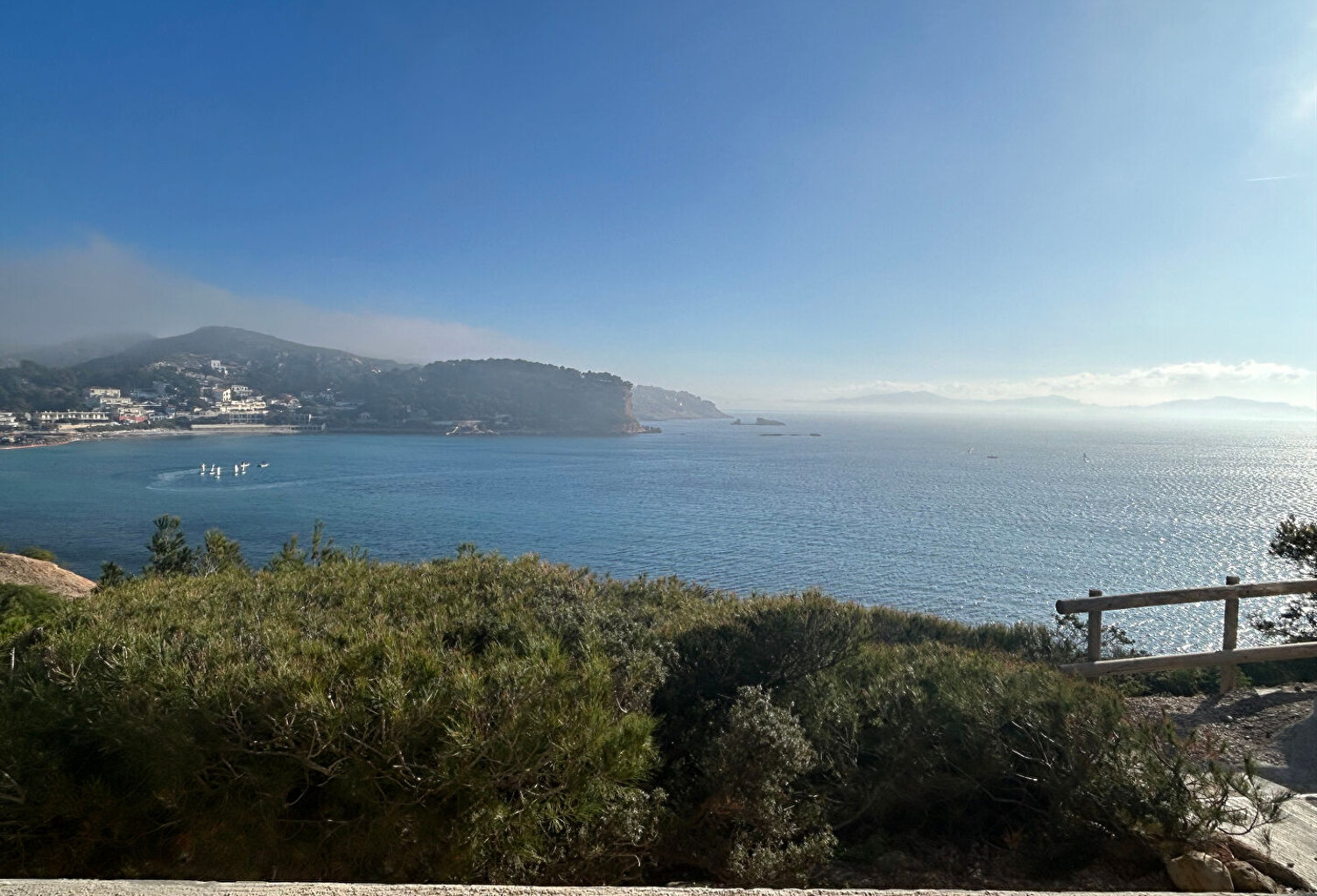 A vendre studio/T2 avec vue mer dans une résidence EN FRONT DE MER à Carry-Le-Rouet — photo 1