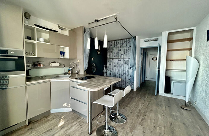A vendre studio/T2 avec vue mer dans une résidence EN FRONT DE MER à Carry-Le-Rouet — photo 4