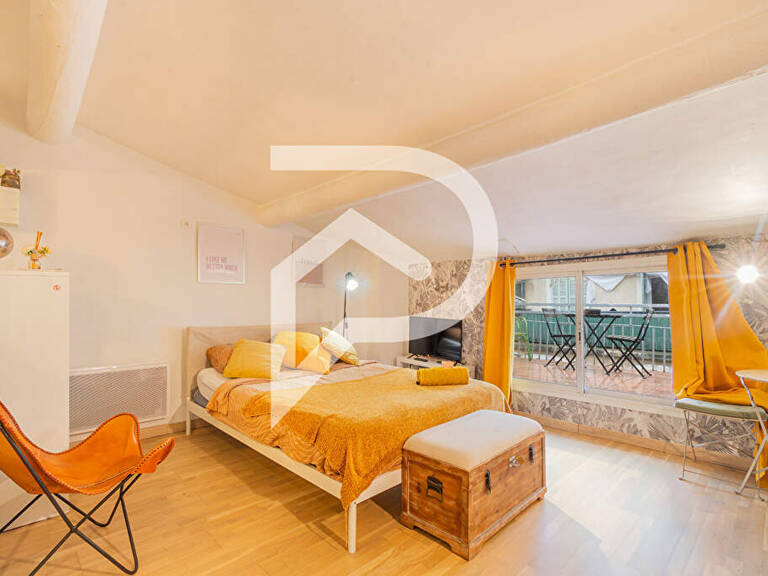 À VENDRE - CHARMANT STUDIO - MARSEILLE 13002 LE PANIER — photo 1