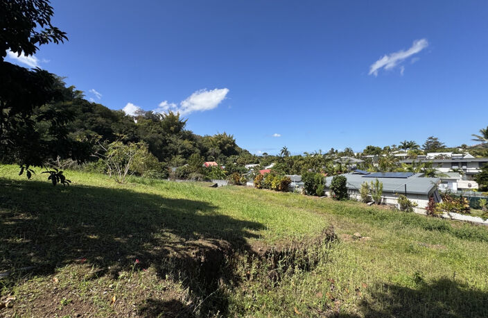 À VENDRE   RARE SUR L'ENTRE-DEUX   TERRAIN À BÂTIR DE 710 M2 — photo 2