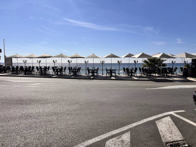 Brasserie Licence IV en Bord de Mer — photo 1