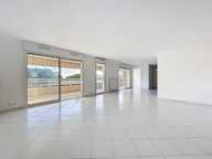 Grand appartement familial avec garage dans résidence avec piscine — photo 2