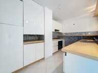 Grand appartement familial avec garage dans résidence avec piscine — photo 3