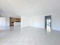 Grand appartement familial avec garage dans résidence avec piscine — photo 4