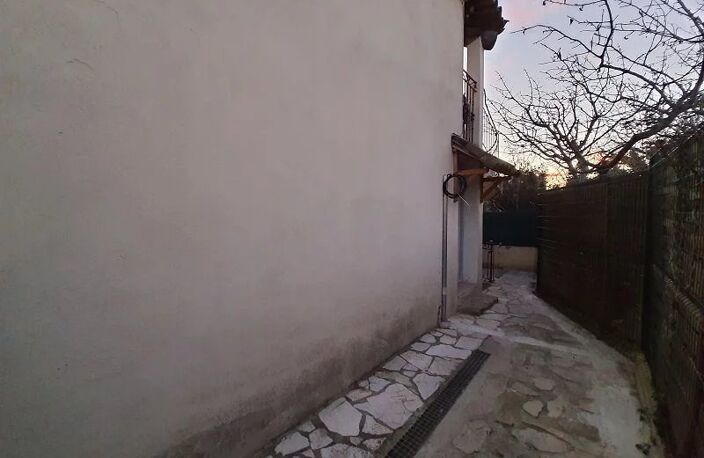 Vente immeuble  44 m² Miramas (13140) — photo 5