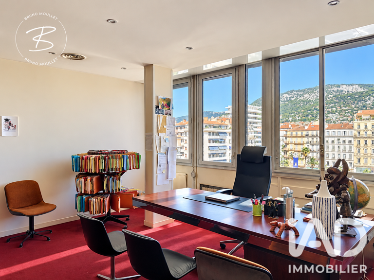 Vente Boutique/Local commercial 68 m&sup2; — photo 1