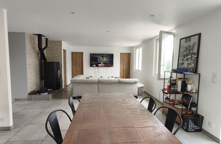 Vente Maison/villa 5 pièces — photo 3