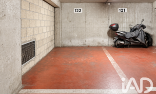 Garage  12 m² à vendre à Paris (75000)