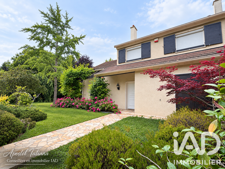 Vente Maison/villa 8 pièces — photo 1