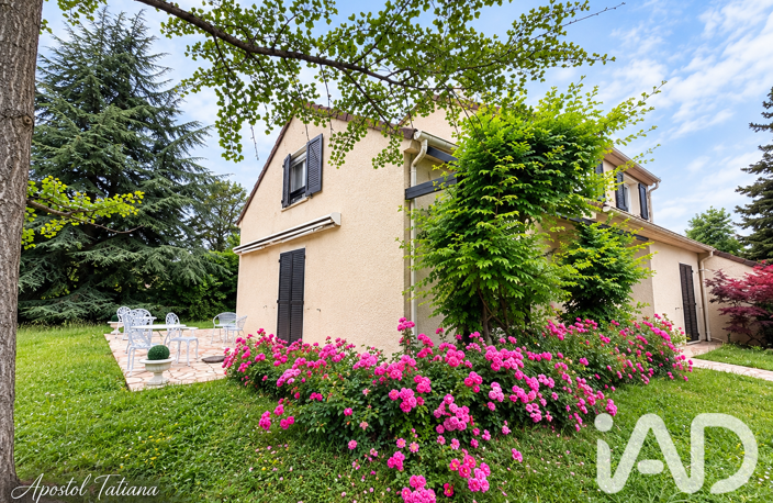 Vente Maison/villa 8 pièces — photo 3