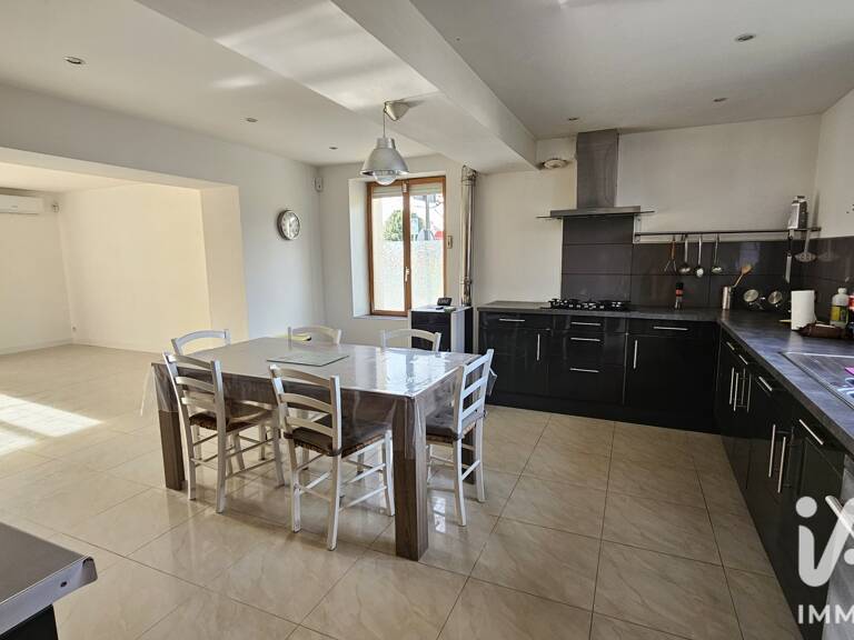 Vente Maison/villa 6 pièces — photo 1