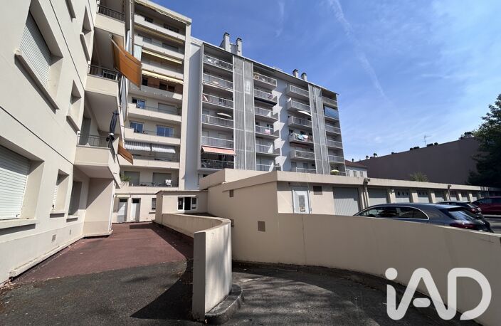 Vente Garage 14 m&sup2; — photo 3
