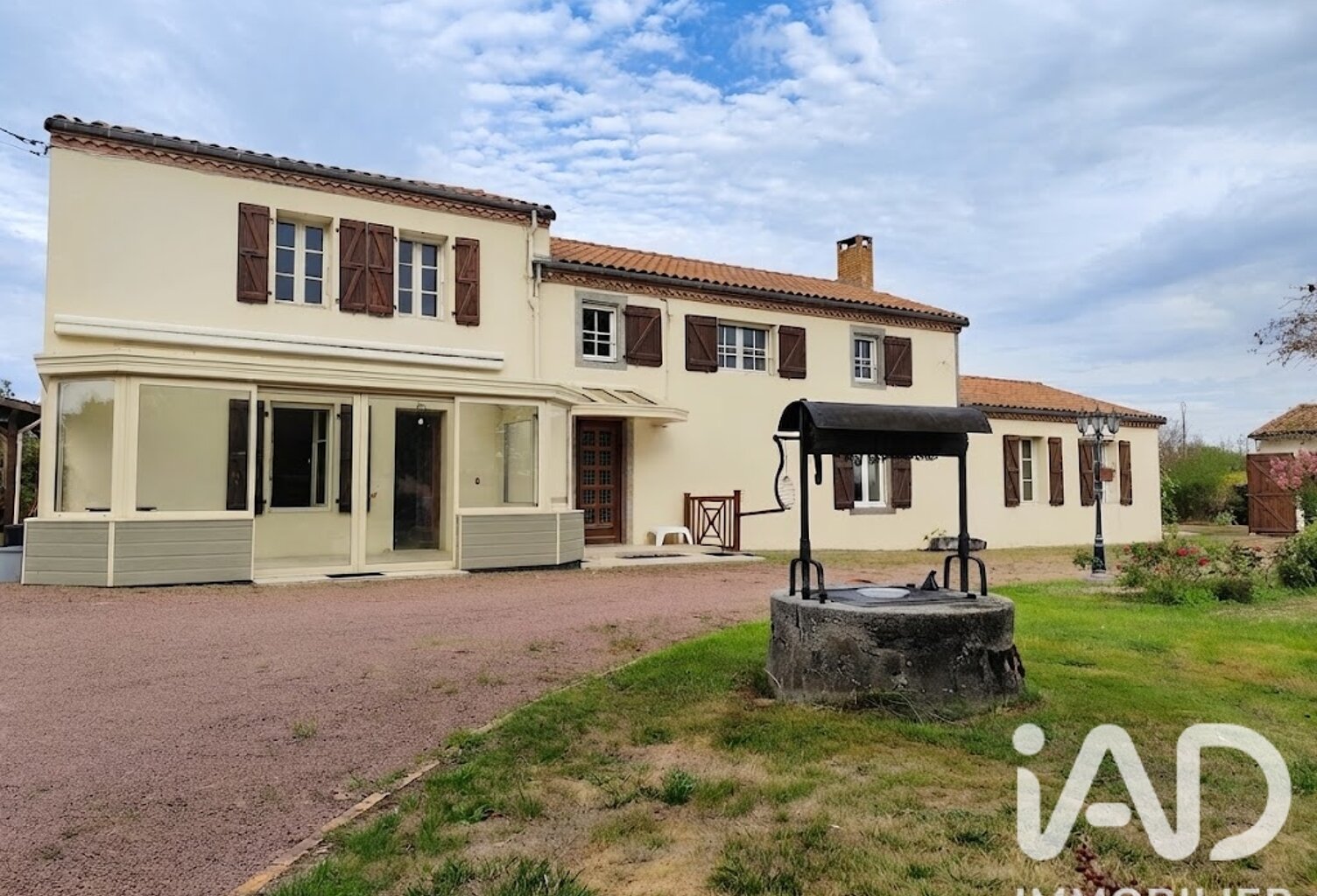 Vente Maison/villa 8 pièces — photo 1