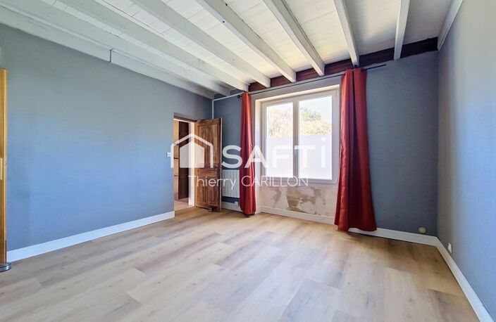 Charme de l'ancien, beaux volumes, quatre chambres — photo 4