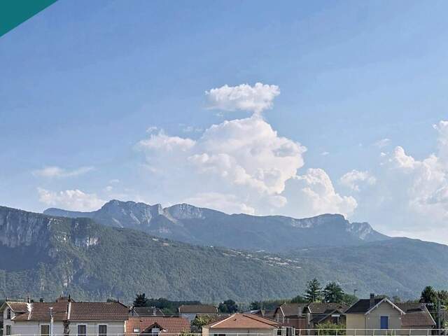MOIRANS CENTRE-VILLE  T3 de 74m² -VENDU LOUÉ  BALCON ET CAVE — photo du bien