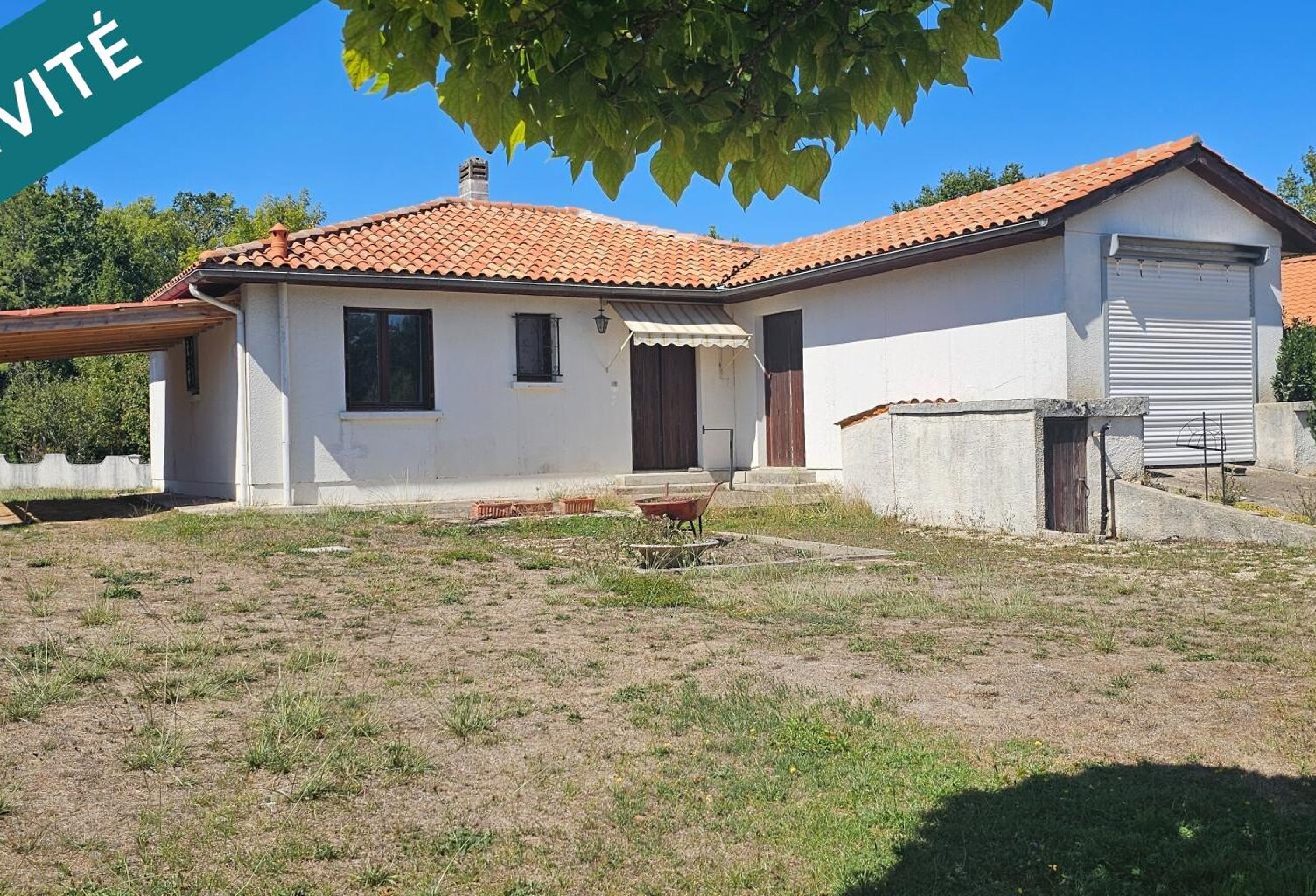 EN EXCLUSIVITE  : PLAIN PIED au coeur du bourg de Dignac — photo 1