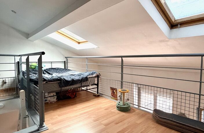 Appartement lumineux avec mezzanine — photo 2